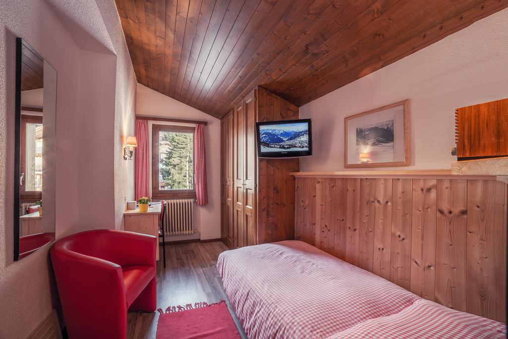 Hotel Mirabeau Вербиер Екстериор снимка